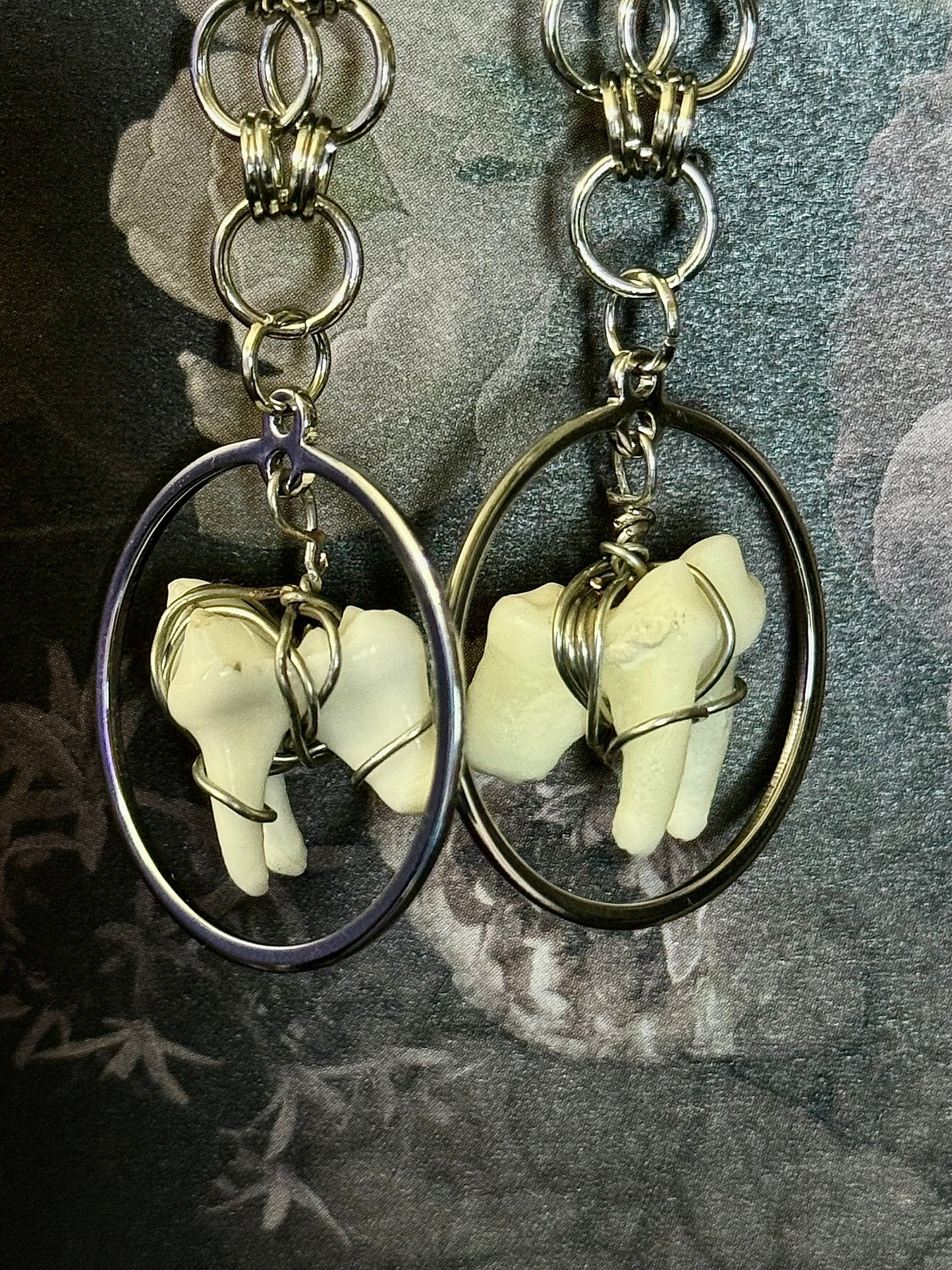 Metal mouth earrings