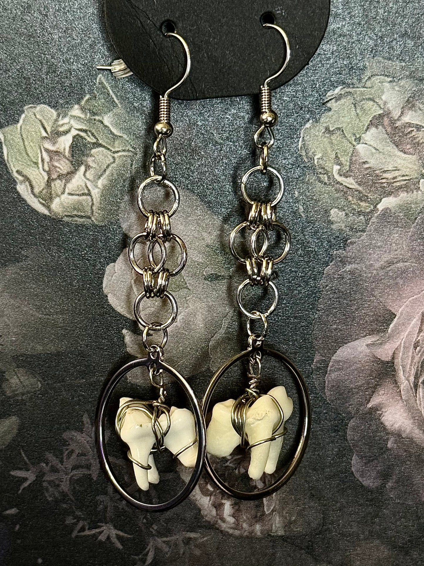 Metal mouth earrings
