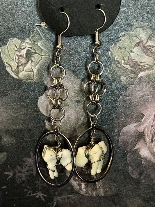 Metal mouth earrings