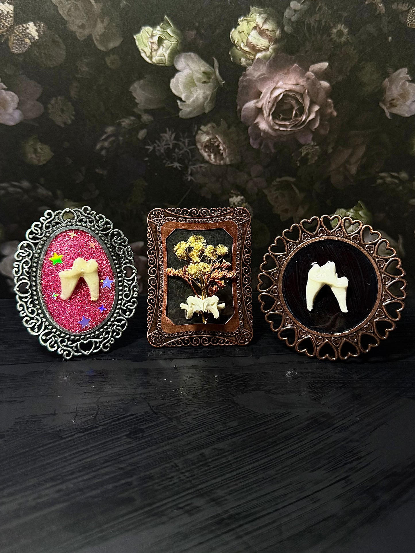 Mini oddity frames